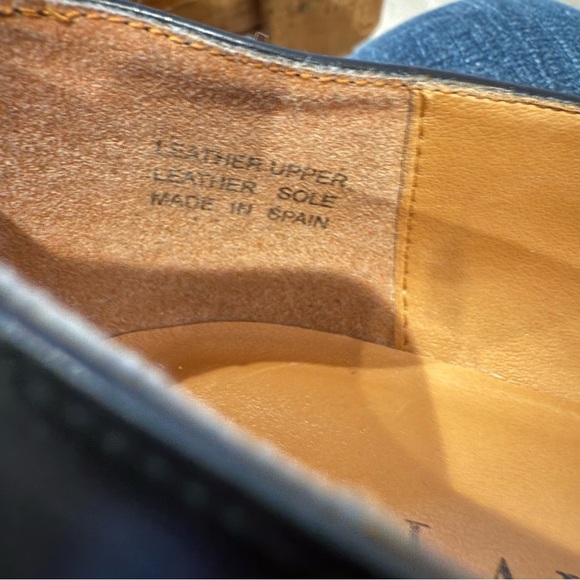 Ralph Lauren Classic Leather Croc Embossed Black 2" Heels 8.5 Made in Spain EUC - Picture 6 of 8